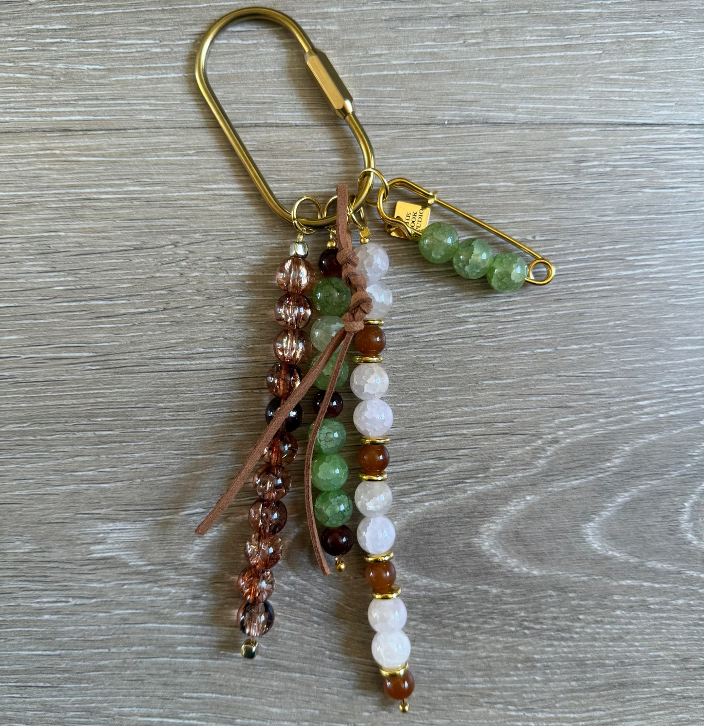 Carry Charm | Moss + Chestnut