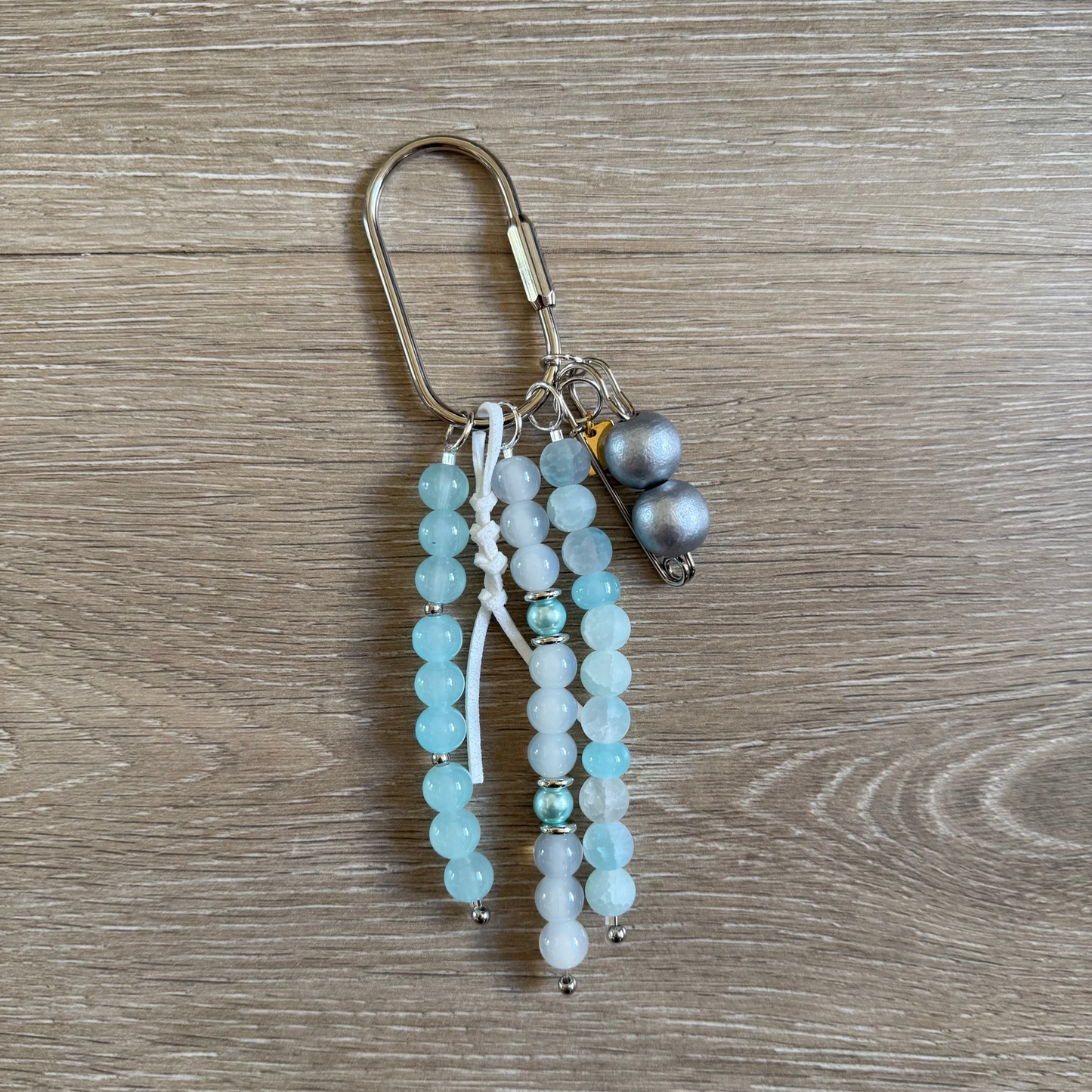 Carry Charm | Aqua + Frost