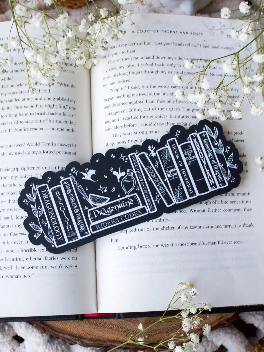 Fourth Wing Violet's Bookshelf Bookmark