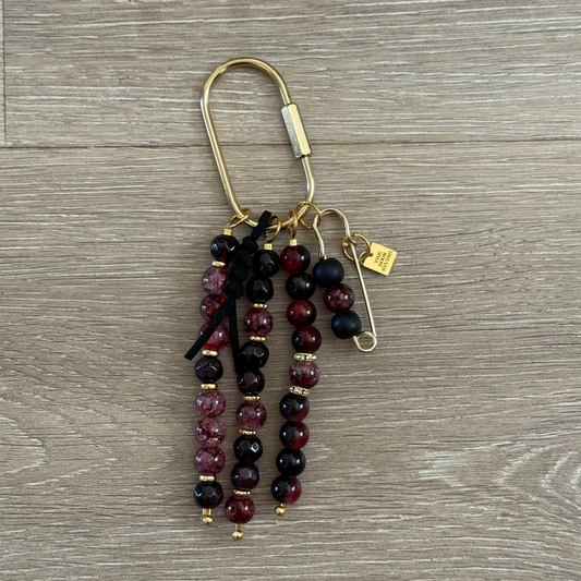 Carry Charm | Noir + Bordeaux