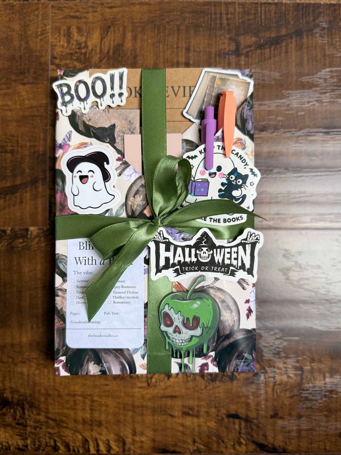 Spooky Blind Date With a Book